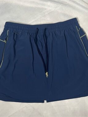 Title Nine Bidwell Skort built in shorts Navy L Athletic Granola Outdoor UPF 50